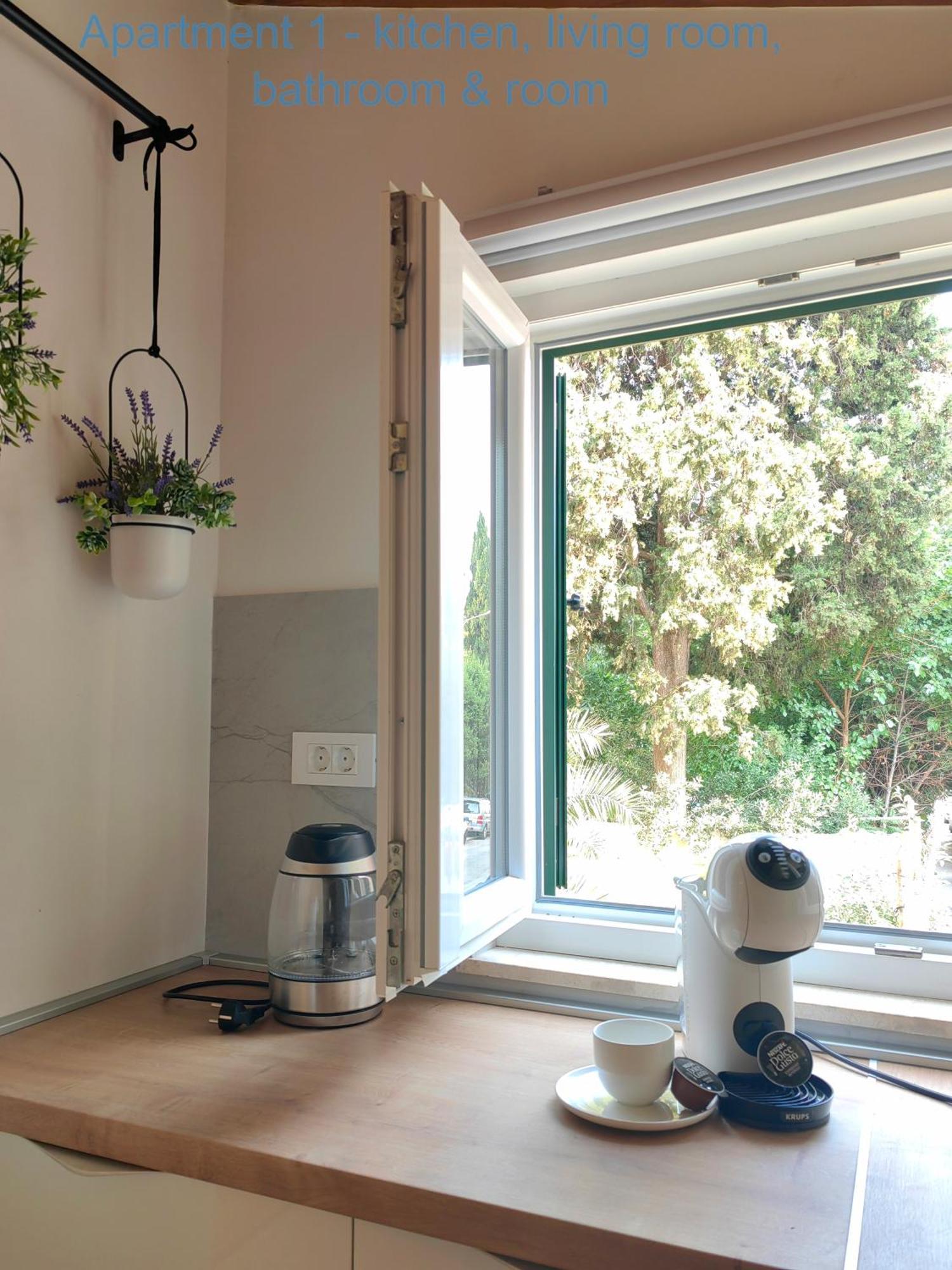 Relax And Enjoy Apartments Split Buitenkant foto