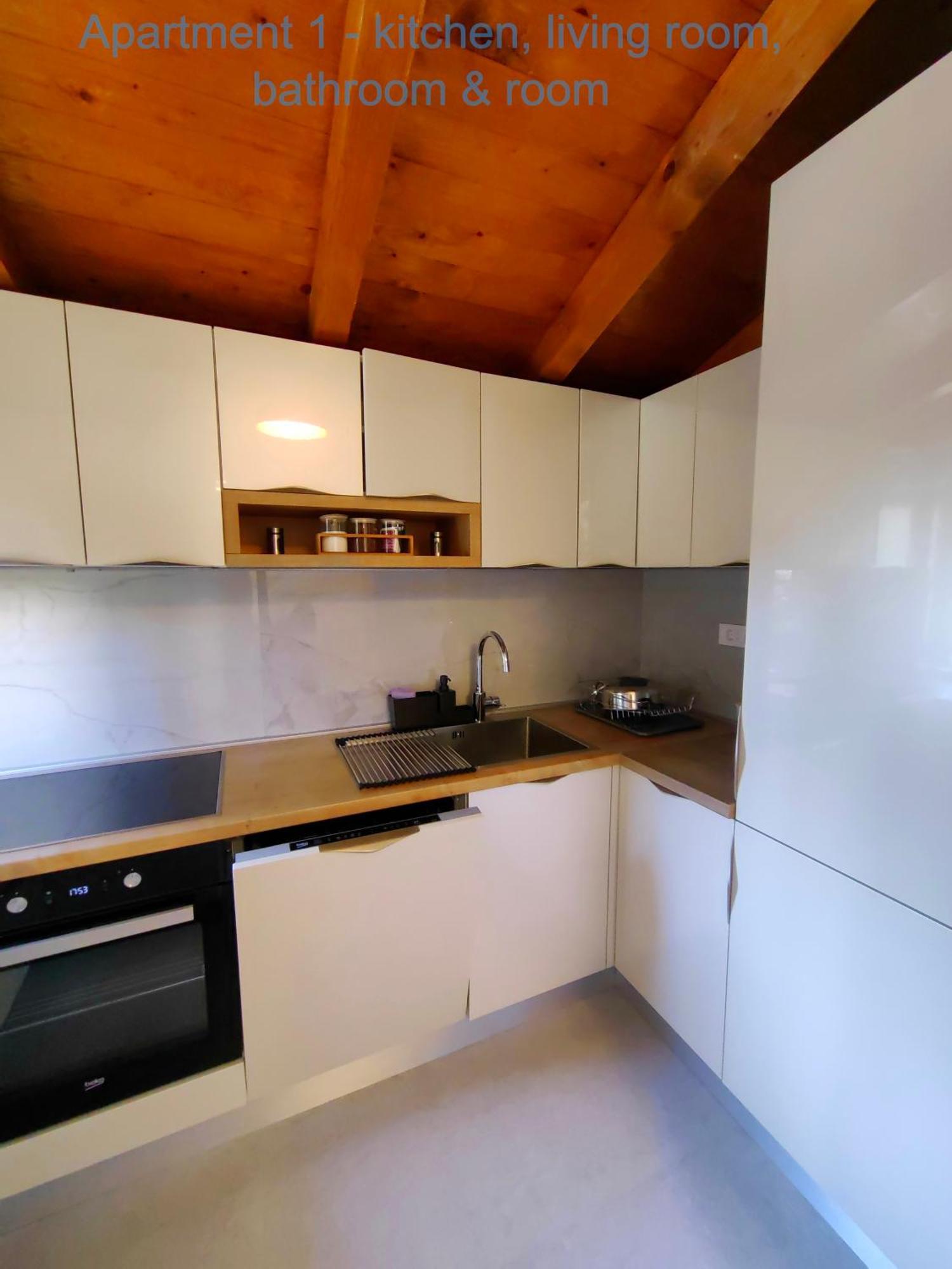 Relax And Enjoy Apartments Split Buitenkant foto