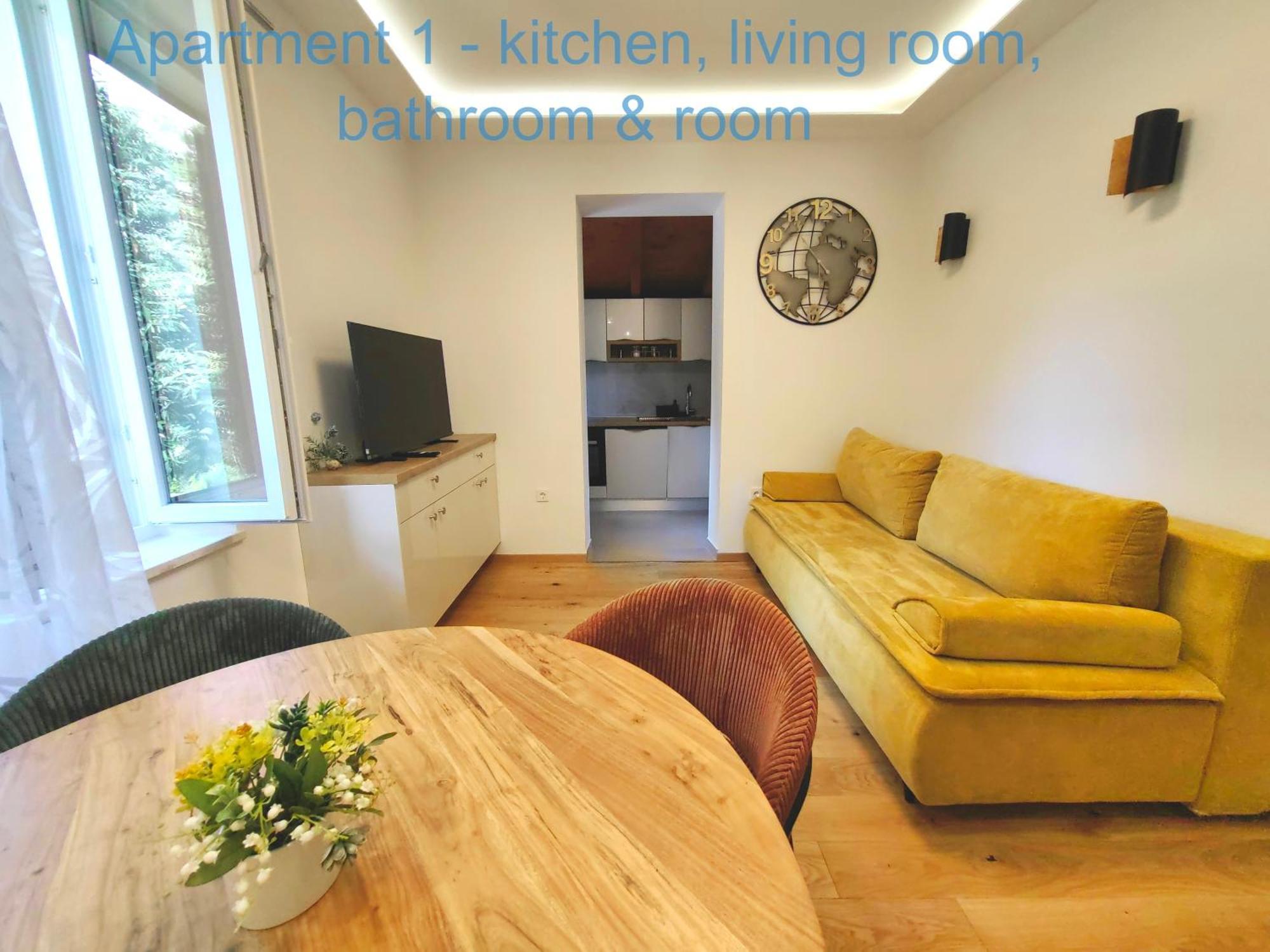Relax And Enjoy Apartments Split Buitenkant foto
