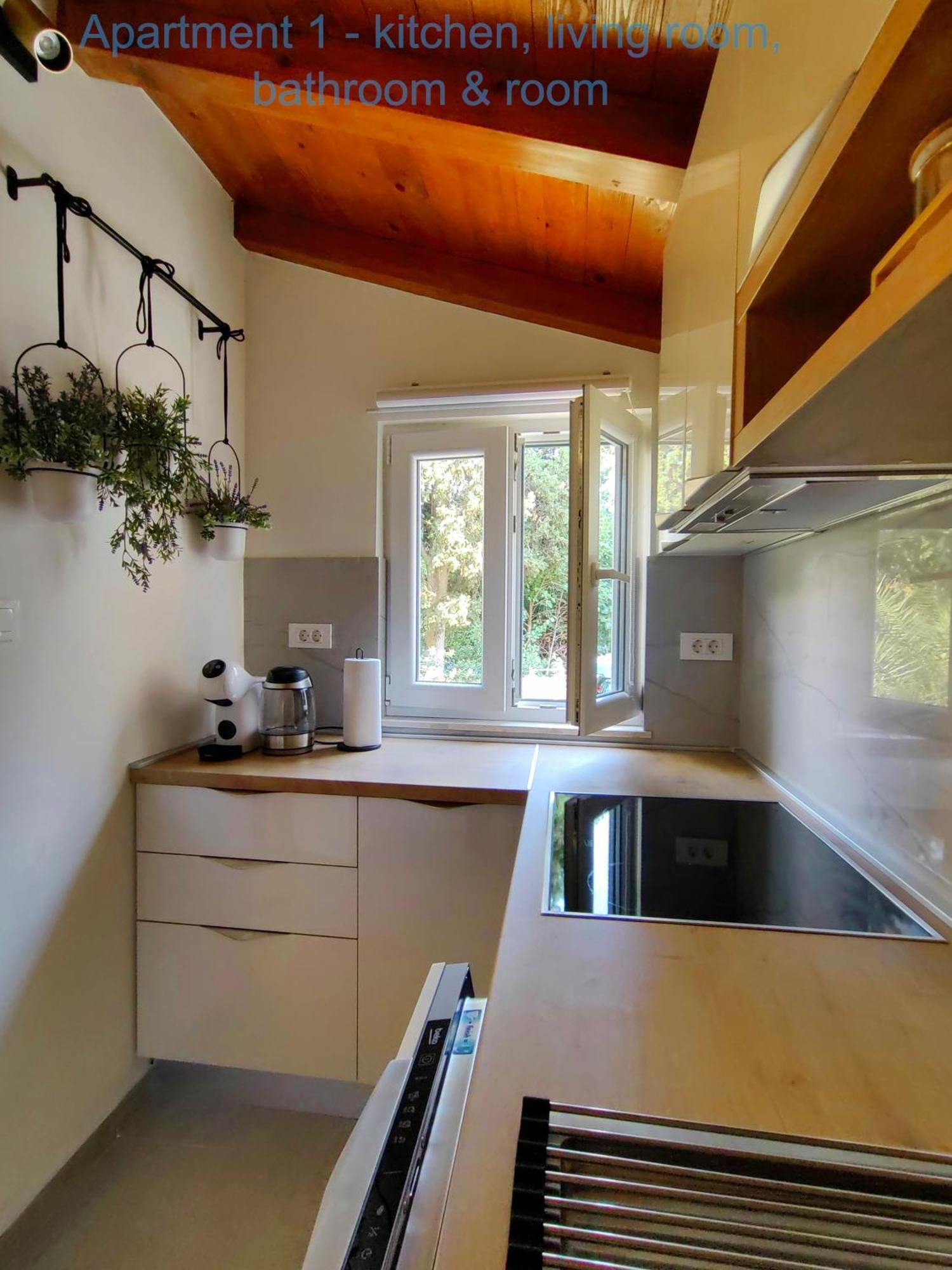 Relax And Enjoy Apartments Split Buitenkant foto